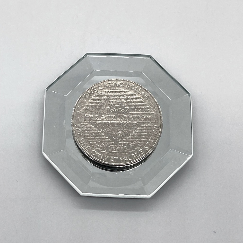 $1 CASINO GAMING TOKEN - PALACE STATION - LAS VEGAS,NEVADA